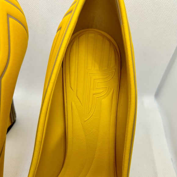 SOLD—Fendi FFreedom NIB Yellow Pumps Heels 38 UK5 - Picture 7 of 15